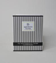 Load image into Gallery viewer, Gardenia Flower Soy Wax Candle
